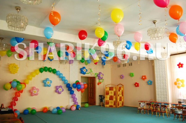 Воздушные шары на выпускной в детском саду